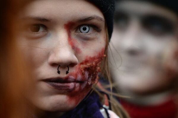 Зомби-парад в канун Хэллоуина в Новосибирске - Sputnik Молдова