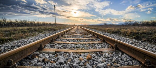 Железнодорожные рельсы, фото из архива - Sputnik Молдова