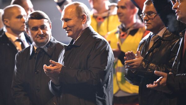 Президент РФ Владимир Путин во время рабочей поездки в Санкт-Петербург - Sputnik Moldova-România
