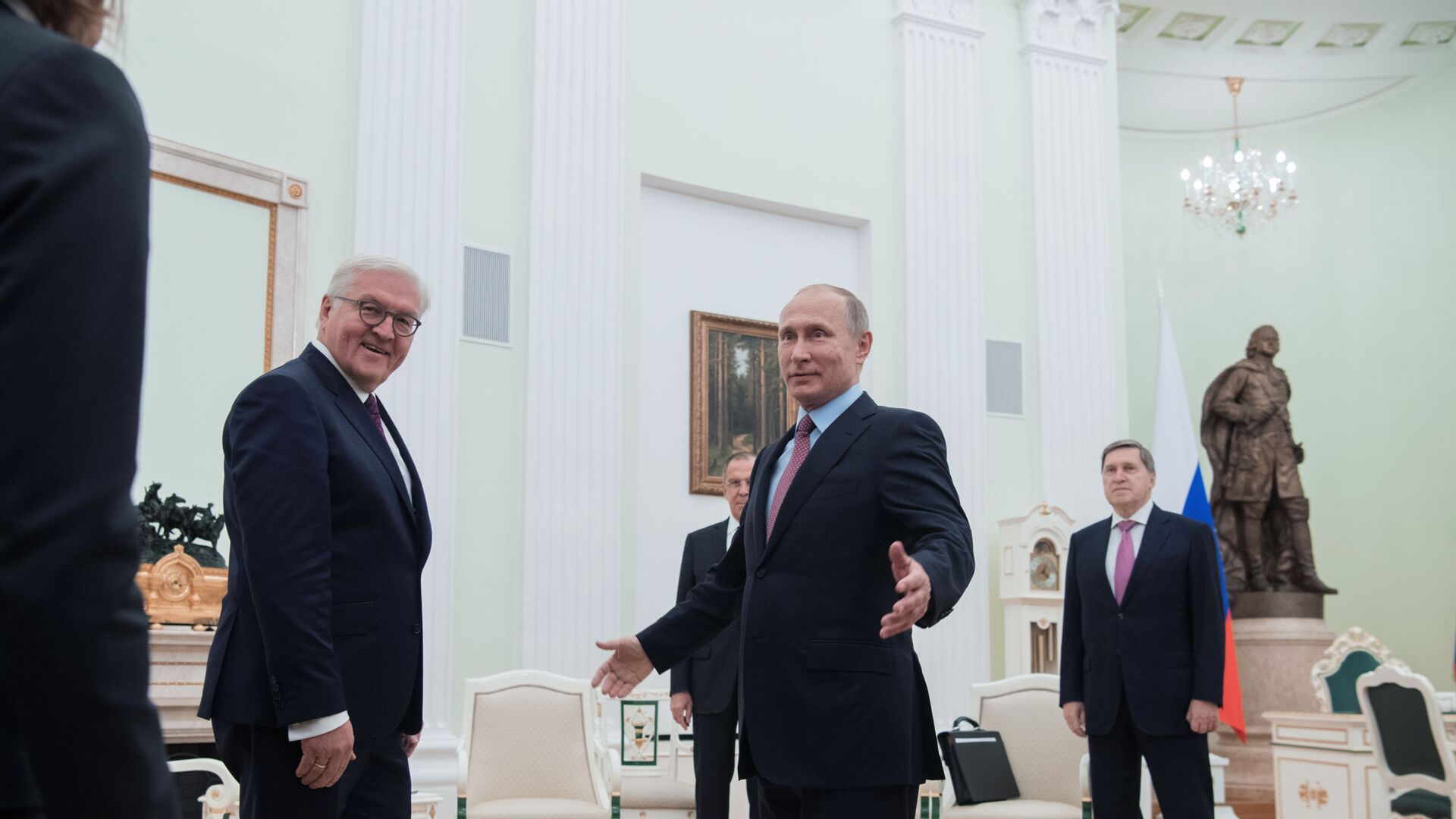 Președintele Rusiei Vladimir Putin l-a primit în vizită pe președintele Germaniei Walter Steinmeier, imagine din arhiva foto - Sputnik Moldova, 1920, 05.01.2023