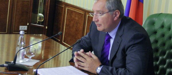 Д.Рогозин провел заседание Военно-промышленной комиссии - Sputnik Moldova