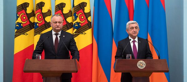 Президент Республики Молдова Игорь Николаевич Додон и Президент Республики Армения Серж Саргсян - Sputnik Молдова