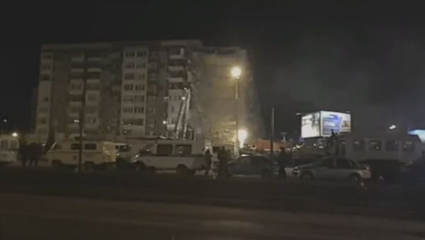 Многоэтажный жилой дом обрушился в Ижевске - Sputnik Молдова