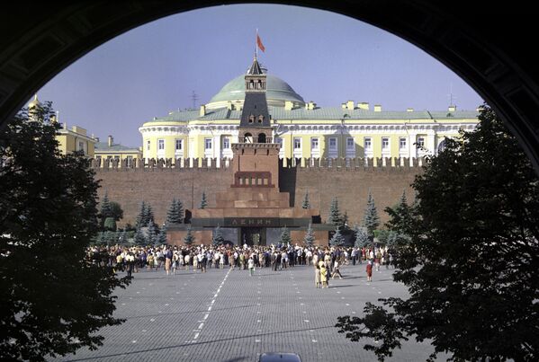 Красная площадь. Мавзолей В. И. Ленина - Sputnik Молдова