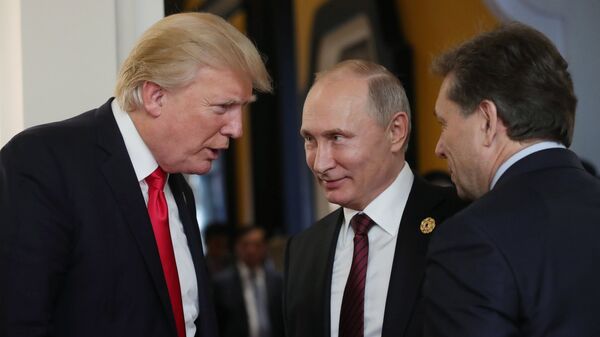Vladimir Putin și Donald Trump au discutat la summit-ul APEC - Sputnik Moldova