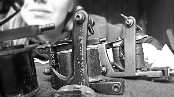 Тату-мастер - Sputnik Молдова