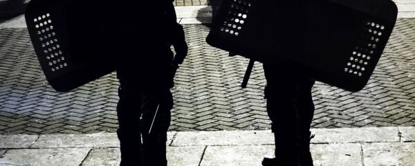 Сотрудники правоохранительных органов в Киеве - Sputnik Молдова