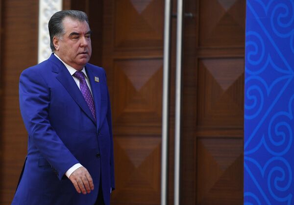Рабочий визит президента РФ В. Путина в Казахстан. День второй Рабочий визит президента РФ В. Путина в Казахстан. День второй - Sputnik Moldova-România
