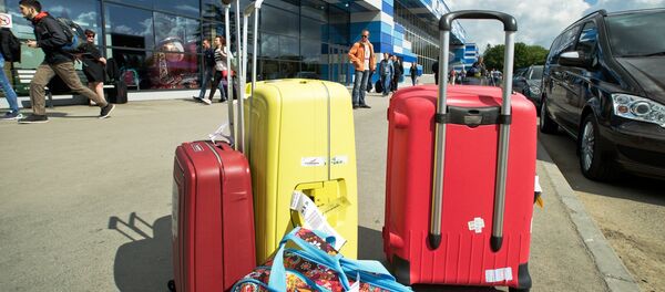 Международной аэропорт Симферополь - Sputnik Молдова