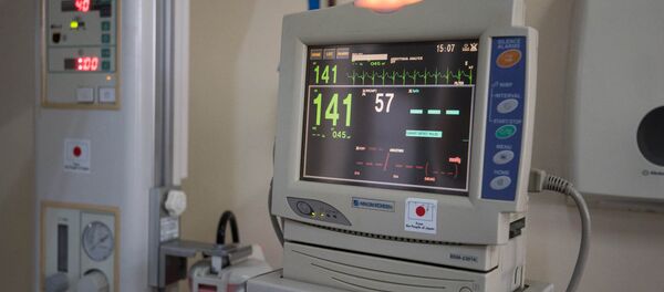 Медецинское оборудование в отделение детской реанимации - Sputnik Молдова