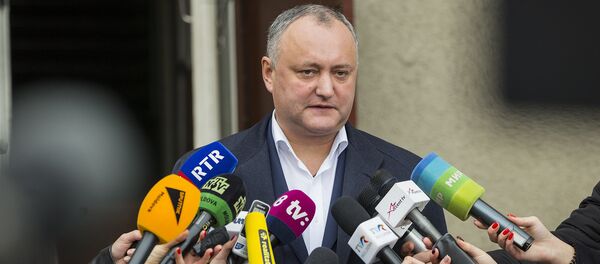 Президент Игорь Додон на референдуме по отставке мэра в Кишиневе - Sputnik Молдова