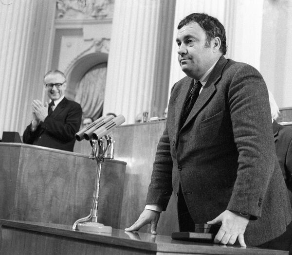 Кинорежиссер Эльдар Рязанов выступает после получения Государственной премии 1977 года деятелям литературы и искусства. 13 января 1978 года Кинорежиссер Эльдар Рязанов выступает после получения Государственной премии 1977 года деятелям литературы и искусства. 13 января 1978 года - Sputnik Молдова