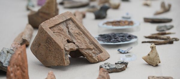 Презентация клада XVII века, найденного в Москве - Sputnik Молдова