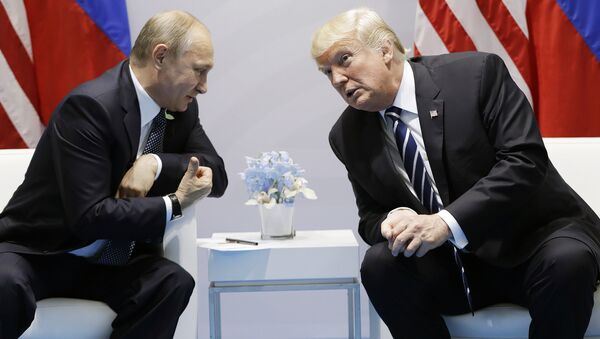 Владимир Путин и Дональд Трамп, архивное фото - Sputnik Молдова