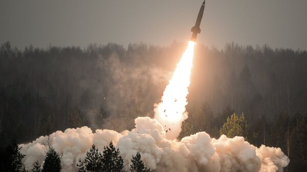 Lansarea unei rachete balistice antiaeriene - Sputnik Moldova