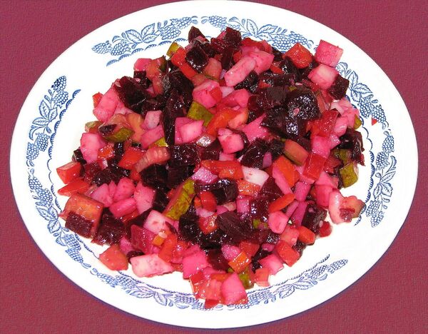 Rețetele salatelor rusești nelipsite pe masa de sărbătoare - Sputnik Moldova-România