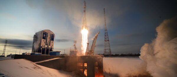 Запуск ракеты-носителя Союз-2.1б с КА Метеор №2-1 с космодрома Восточный - Sputnik Молдова