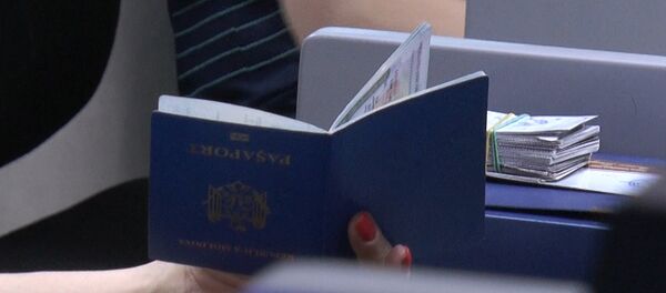 Паспорт гражданина Молдовы - Sputnik Молдова