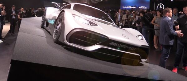 Mercedes-Benz представила суперкар Project One - Sputnik Молдова