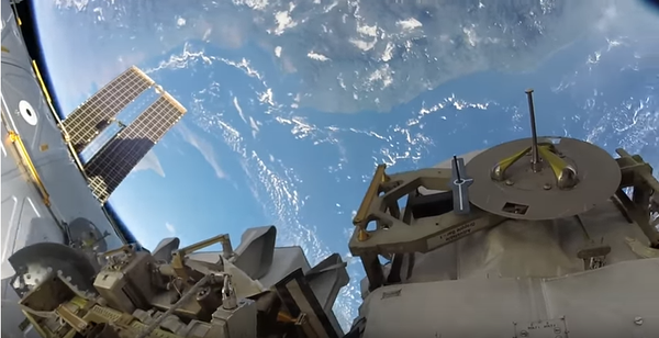 Астронавт NASA снял Землю на видео, находясь в открытом космосе - Sputnik Молдова