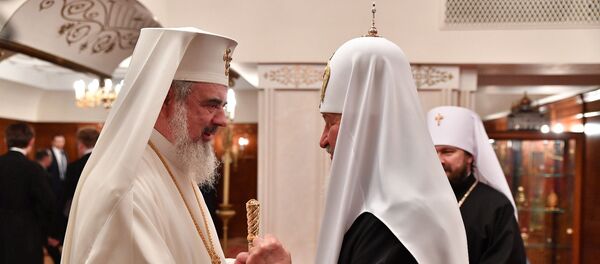 Patriarhii Daniel și Kirill - Sputnik Moldova