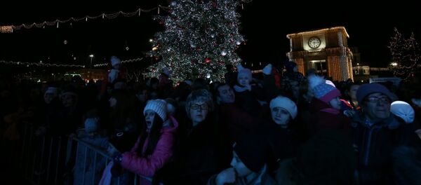 Рождественская ель Кишинев 2017 - Sputnik Moldova