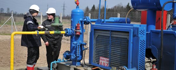 Компрессорная установка месторождения природного газа. - Sputnik Moldova