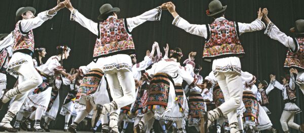 Выступление ансамбля народного танца Молдавской ССР Жок - Sputnik Молдова