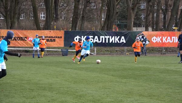 В Калининграде провели 24-часовой футбольный матч - Sputnik Молдова