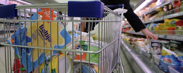 Melkeproduksjon på supermarked i Moskva Melkeproduksjon på supermarked i Moskva - Sputnik Moldova