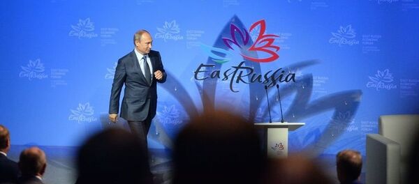 Путин на ВЭФ Путин на ВЭФ - Sputnik Молдова