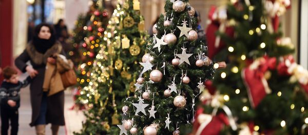 Новогоднее оформление ГУМа Новогоднее оформление ГУМа - Sputnik Молдова