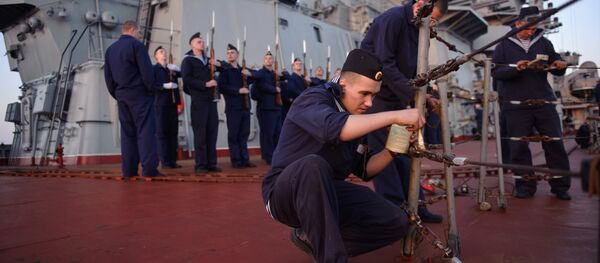 Russia's Pyotr Veliky missile cruiser makes port call in Tartus, Syria - Sputnik Moldova-România