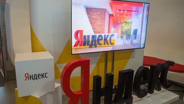 Президент РФ В. Путин посетил офис ИТ-компании Яндекс - Sputnik Молдова