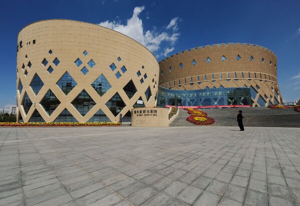 Большой театр Ордоса, Внутренняя Монголия, Китай - Sputnik Молдова