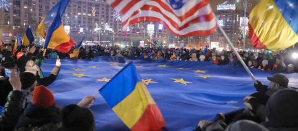 Proteste la București - Sputnik Молдова