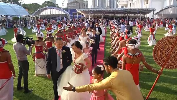 50 пар провели бракосочетание в Шри-Ланке - Sputnik Молдова