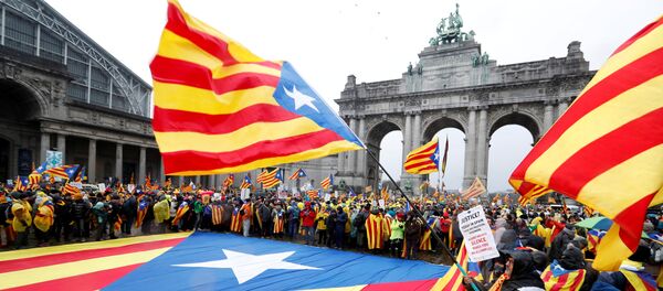 Pro-independence Catalans from all over Europe take part in a rally showing their support to ousted Catalan leader Carles Puigdemont and his government, in Brussels, Belgium December 7, 2017 - Sputnik Moldova-România