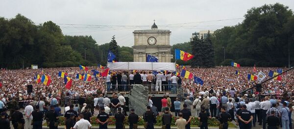 Антиправительственный митинг в центре Кишиневе - Sputnik Молдова