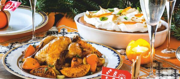 новогодний стол - Sputnik Moldova