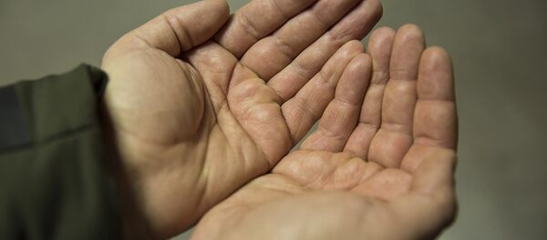 Руки  - Sputnik Молдова
