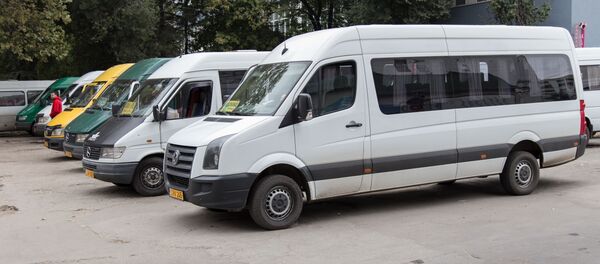 transport microbuse masini транспорт микроавтобусы машины - Sputnik Moldova