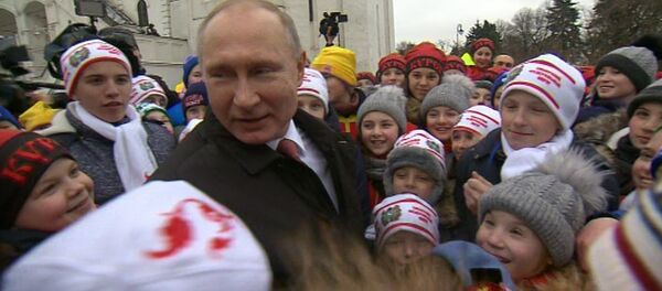 Дети расспросили Путина о дне рождении, отношении к оппозиции и Деде Морозе - Sputnik Молдова