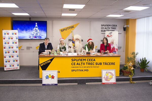 Что просят дети у Мош Крэчуна на Новый год - Sputnik Молдова