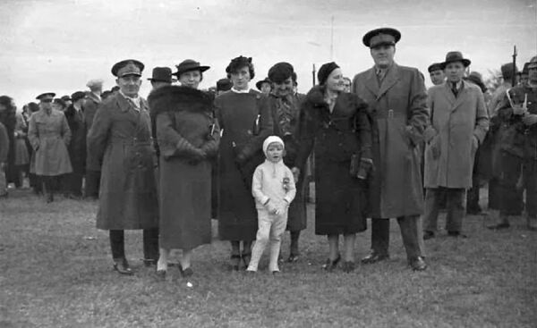 Авиа-шоу на кишиневском аэродроме, 10 сентября 1936 года Авиа-шоу на кишиневском аэродроме, 10 сентября 1936 года - Sputnik Молдова