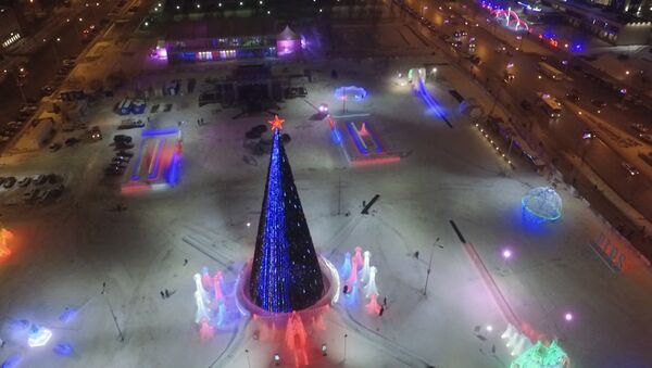 В Перми открыли самый большой ледяной городок в России - Sputnik Молдова