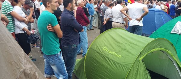 Corturi în Piaţa Marii Adunări Naţionale, proteste Platforma DA Corturi în Piaţa Marii Adunări Naţionale, proteste Platforma DA - Sputnik Молдова
