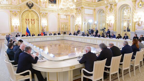Президент РФ В. Путин провел заседание Совета по культуре и искусству - Sputnik Молдова