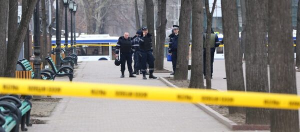 Оцепление в центральном парке Кишинева - Sputnik Молдова