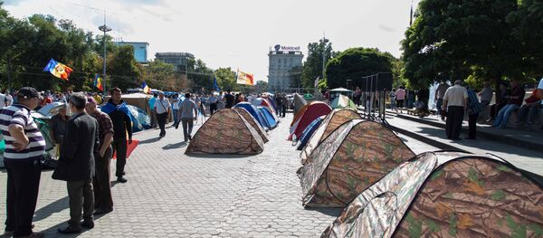 Антиправительственный митинг в центре Кишиневе DA - Sputnik Молдова